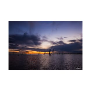 Lake Mulwala, Yarrawonga, Victoria, Australia. T-Shirt