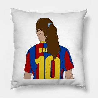 Bruna Vilamala 10 Pillow