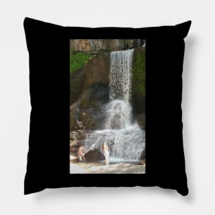 Mother Child waterfall Pillow