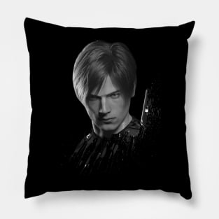 leon s kennedy Pillow