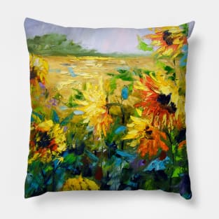 Sunflowers in the wind Pillow