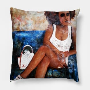 Lounge lady 31 Pillow