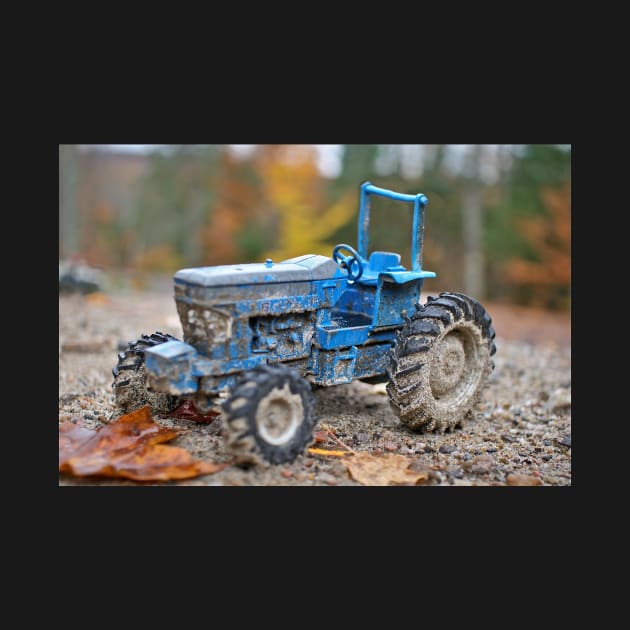 Toy Tractor by DiszBee