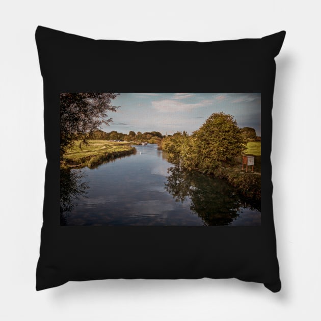 The Upper Thames Pillow by IanWL