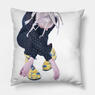 Poppy Choke 2 Pillow