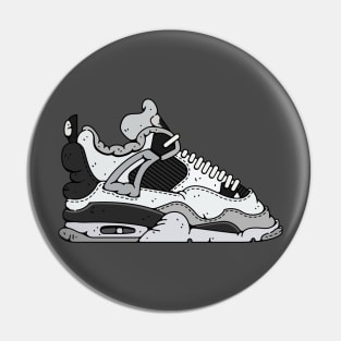 Air Jordan 4 Retro Military Black Pin