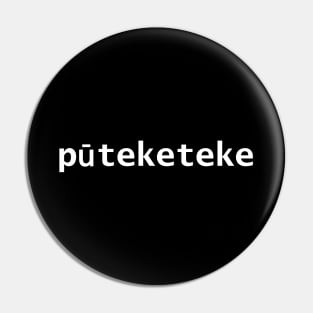 Pūteketeke Bird of the Century Pin