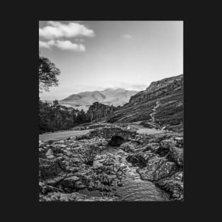 The Ashness Bridge, Cumbria - BW T-Shirt