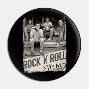 Rock X Roll Vintage Stay Gold Pin