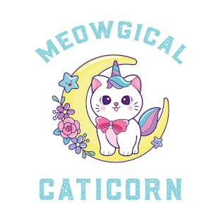 Cute Caticorn Meowgical Moon Unicorn girl T-Shirt