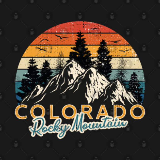 Disover Colorado Tee - Retro Vintage Mountains Nature Hiking - Rocky Mountain National Park - T-Shirt