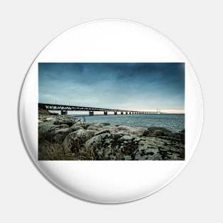 In the colorful evening light lies the Öresund Bridge, which connects Sweden and Denmark Pin