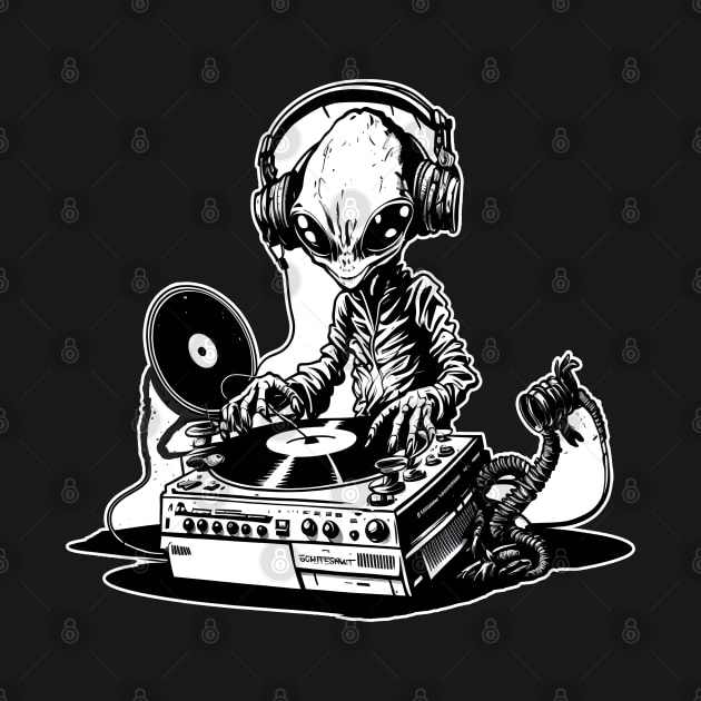 Alien Vinyl DJ Rave Techno by T-Shirt Dealer
