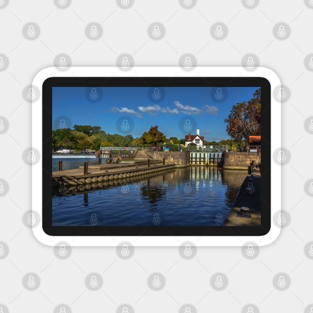 Autumn At Goring Lock Magnet by IanWL