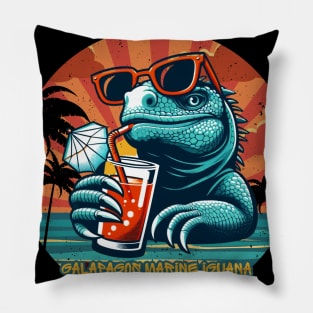 Galapagos marine iguana drinking juice and enjoying summer Pillow