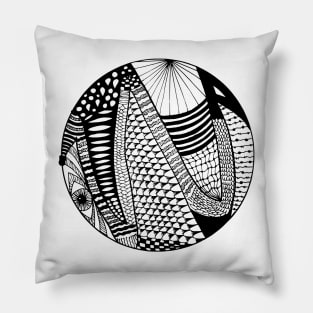 Snake Eye Zentangle Circle Pillow