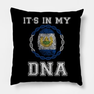 El Salvador  It's In My DNA - Gift for Salvadoran From El Salvador Pillow