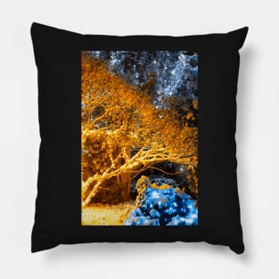 Gold Winter Night - Meadowlark Gardens Pillow