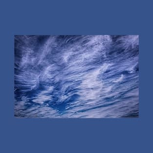 Wispy clouds in a Blue Sky T-Shirt