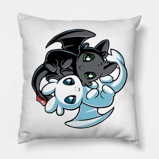 Toothless and Light Fury - How to train your dragon Pillow