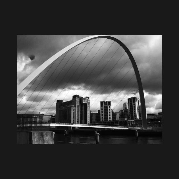 The Storm on the Tyne(is all mine all mine) by Ladymoose