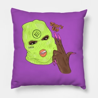 Revolutionary Baddie Pillow