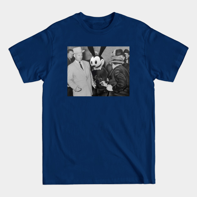 Disover Lee Harvey Oswald The Lucky Rabbit - Disney - T-Shirt