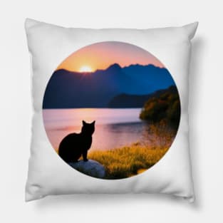 Cat watch sunset Pillow