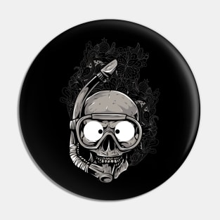 Skull Diver Pin