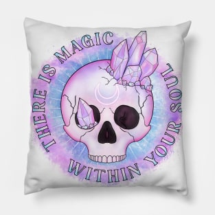 Crystal skull design Pillow