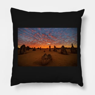 Pinnacles sunrise Pillow