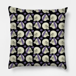 Skulls and Purple Flowers pattern Pillow