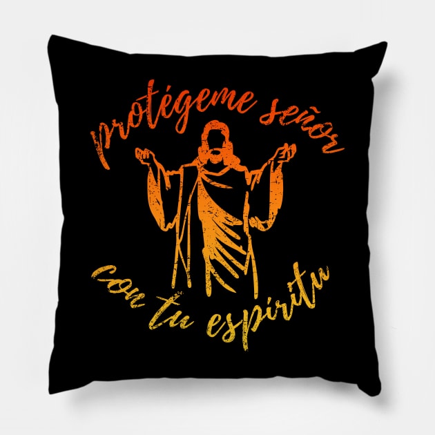 Protegeme señor con tu espiritu Pillow by verde