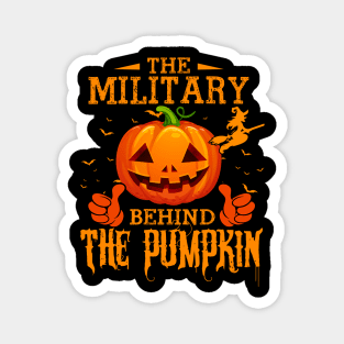 Mens The CHEF Behind The Pumpkin T shirt Funny Halloween T Shirt_MILITARY Magnet