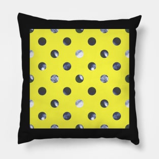 Dots on yellow Pillow