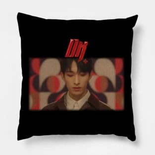 Dk Seventeen - Face The Sun Pillow