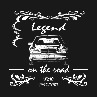 W210 Legend classic car vintage T-Shirt