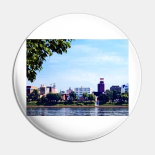 Harrisburg PA Skyline Pin