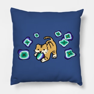 Gay Men's Flag of Adorable Tiger with Cute Flower Pillow