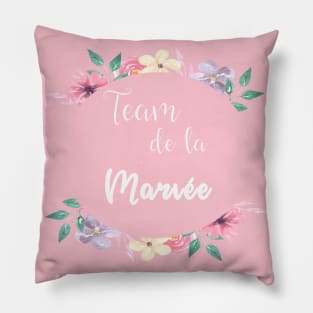 team de la mariée floral Pillow