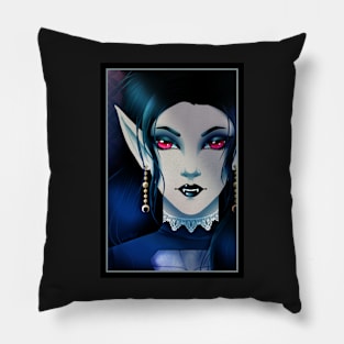 Of the shadows Pillow