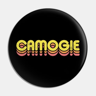 Retro Camogie Pin