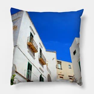 Typical buildings of Ostuni Pillow