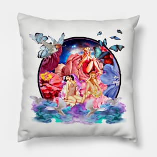 Heavenly creatures Pillow