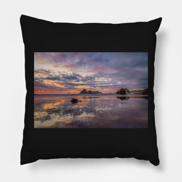 Sunset at Moonstone Beach Pillow by JeffreySchwartz