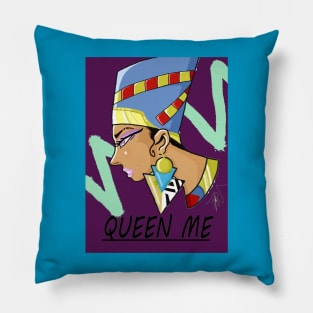 "Queen Me." Pillow