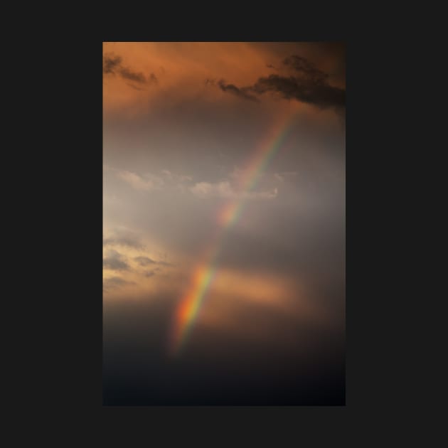 Rainbow and clouds by naturalis