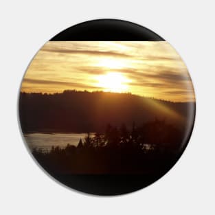 Sunrise over the Columbia River #15 Pin