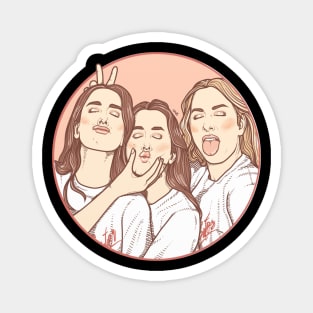 Alana Haim Magnet