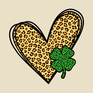 St Patricks Day Lucky Heart Shamrock Glitter Leopard Print T-Shirt